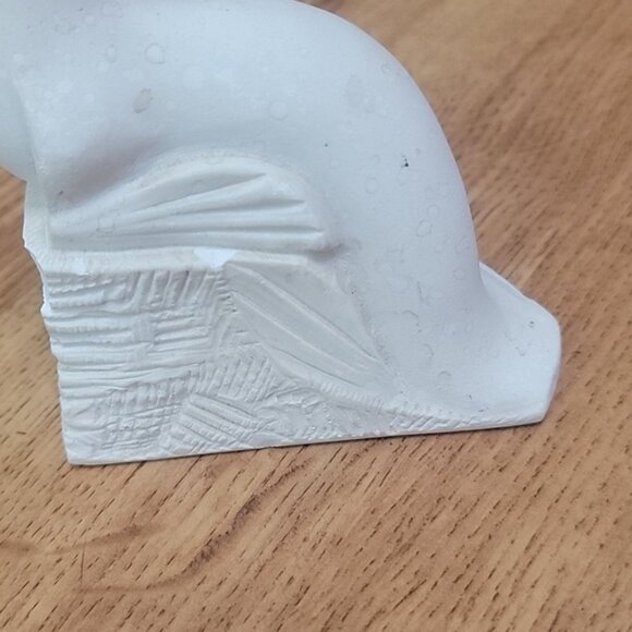 Vintage 3 1/2" x 5" X 2" Figural Seal Figurine - Picture 5 of 7